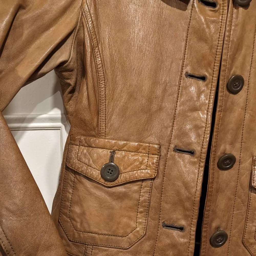 Leather jacket - Picture 3 of 12
